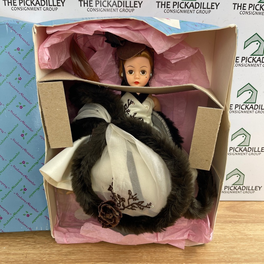 Madame Alexander Cissy Platinum Fashion Collection Doll Ivory Gown Box 1997